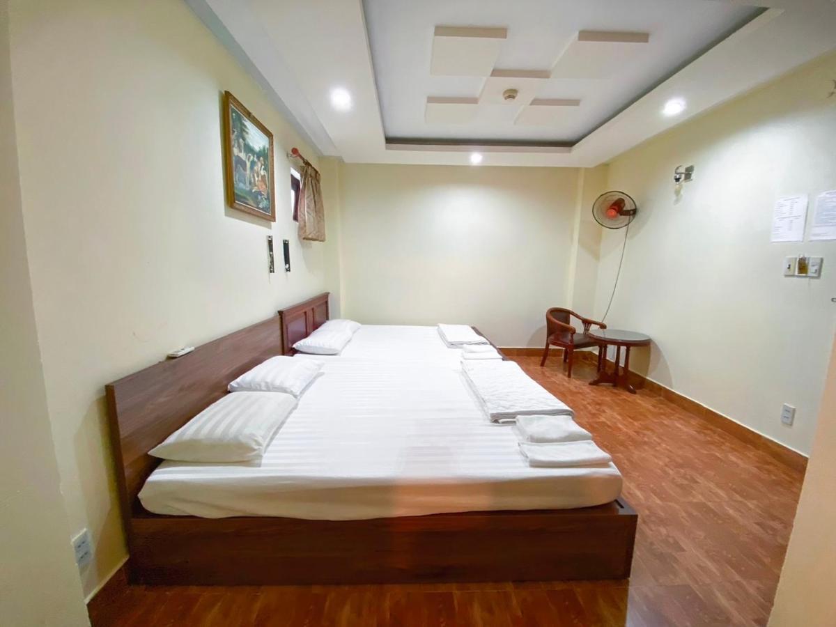 Khach San Sao Mai Xanh - Sao Mai Xanh Hotel โฮจิมินห์ซิตี้ ภายนอก รูปภาพ