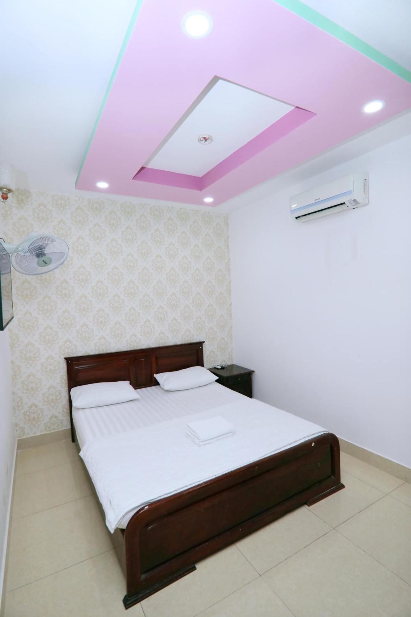 Khach San Sao Mai Xanh - Sao Mai Xanh Hotel โฮจิมินห์ซิตี้ ภายนอก รูปภาพ